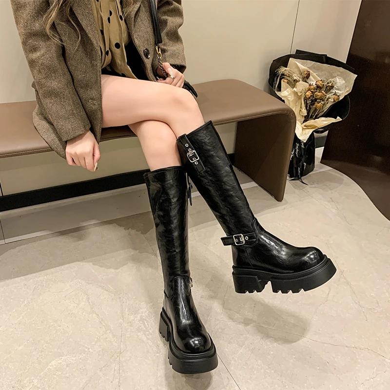 Motorcycle Boots Retro Brown Belt Buckle Round Head High Fang Hei Waterproof Platform 2024 New Style Brown Long Womens Boots