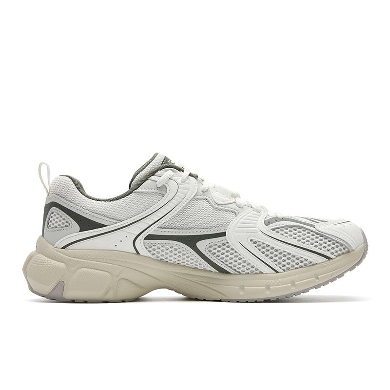 Fila MATTRUN Cushioning Abrasion Resistant Breathable Lightweight Low Top Chunky Sneakers Men's F12M622136FTD