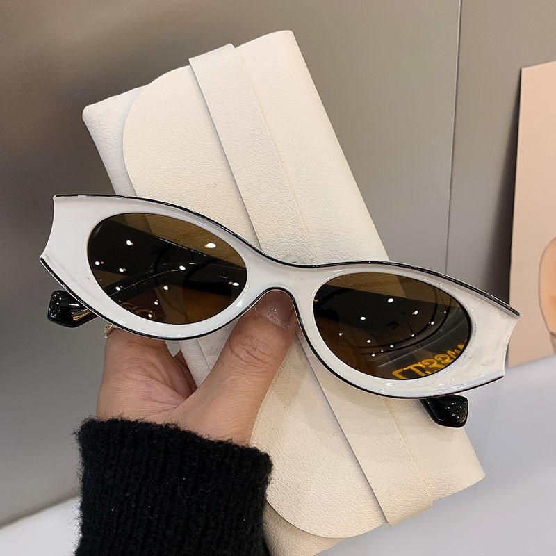 Moderne Vintage Ovale Sonnenbrillen für warmes Wetter UV400 Sonnenschutz für Damen für draußen unterwegs Stt Style Sonnenbrillen Fahrerbrillen