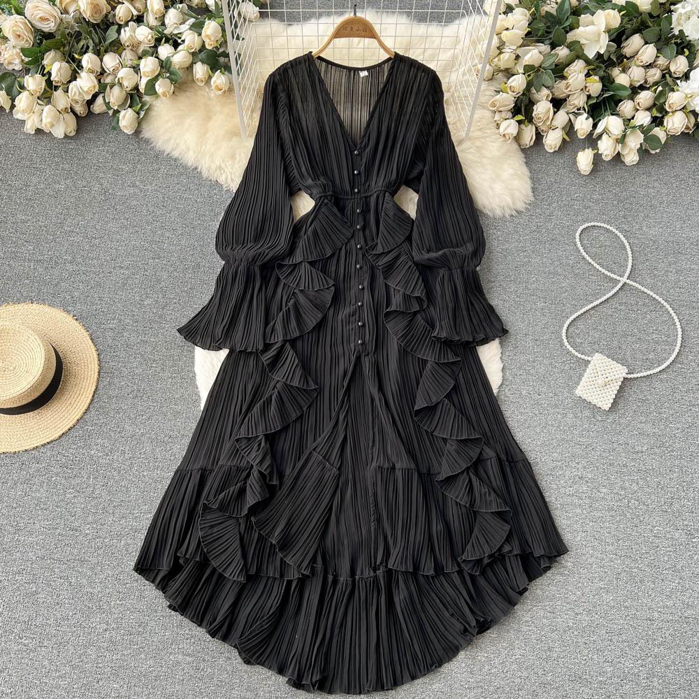 Super fairy seaside vacation chiffon long dress women's lotus leaf lace V-neck temperament pleated waist thin pendulum dress