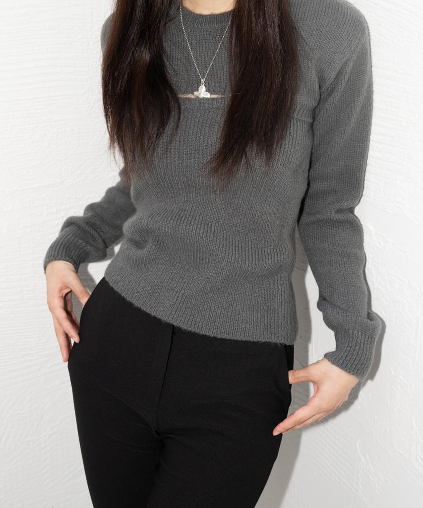 Atiseuteukeompeullegseu Artist Bolero Sleeveless Knit Set-Up (Grey)