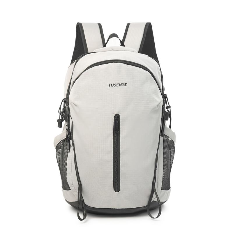 Lightweight Nylon Backpack for Men & Women – Waterproof Outdoor Design with Multiple Pockets, Ideal for Hiking and Travel
