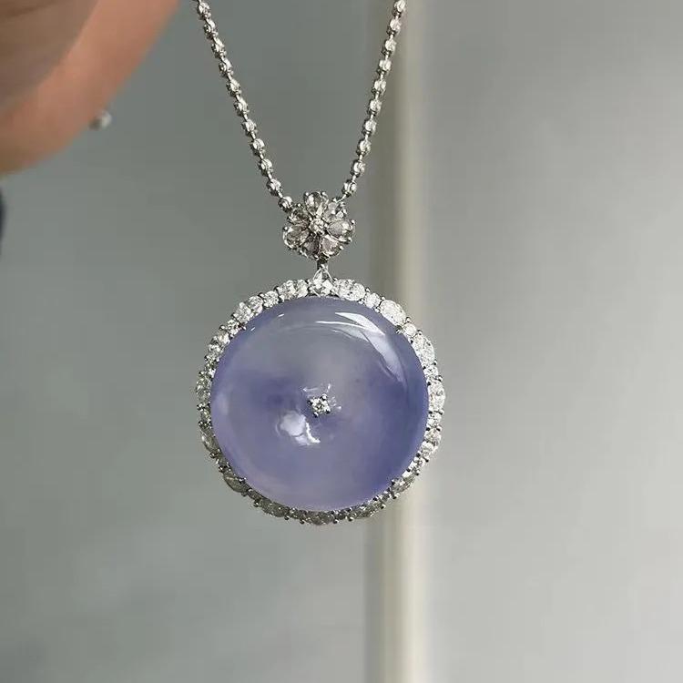 Gentle Natural Ice Chalcedony Violet Necklace for Women Gorgeous High Quality Crystal Light Purple Pendant Jewelry