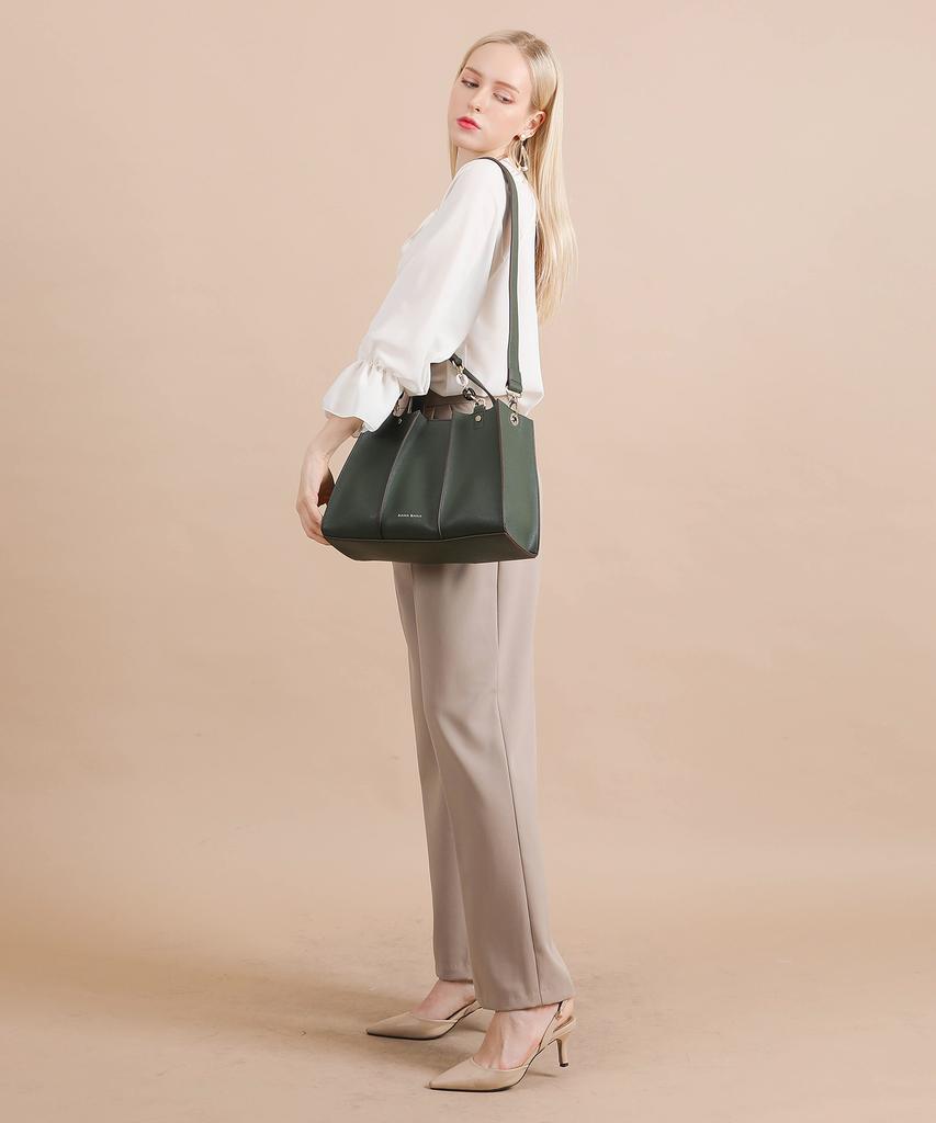 Banabana Ponds B Tote & Shoulder Bag