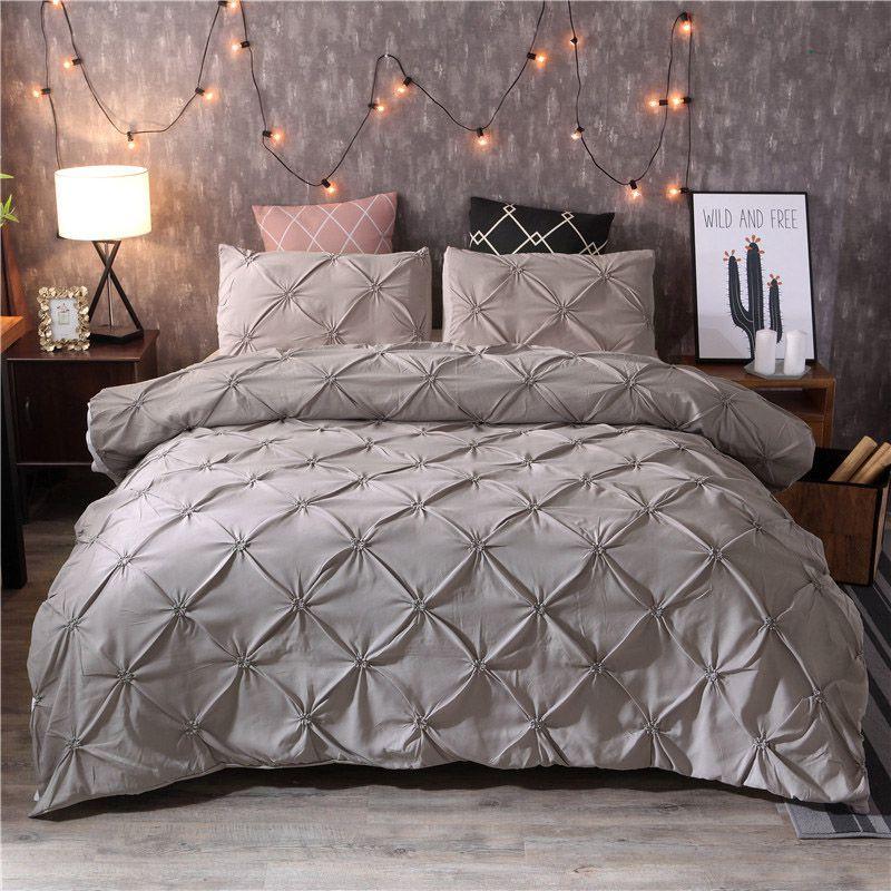 Chic And Durable Pinch Pleat Pintuck Duvet Cover Pillow Sham Set For All Seasons