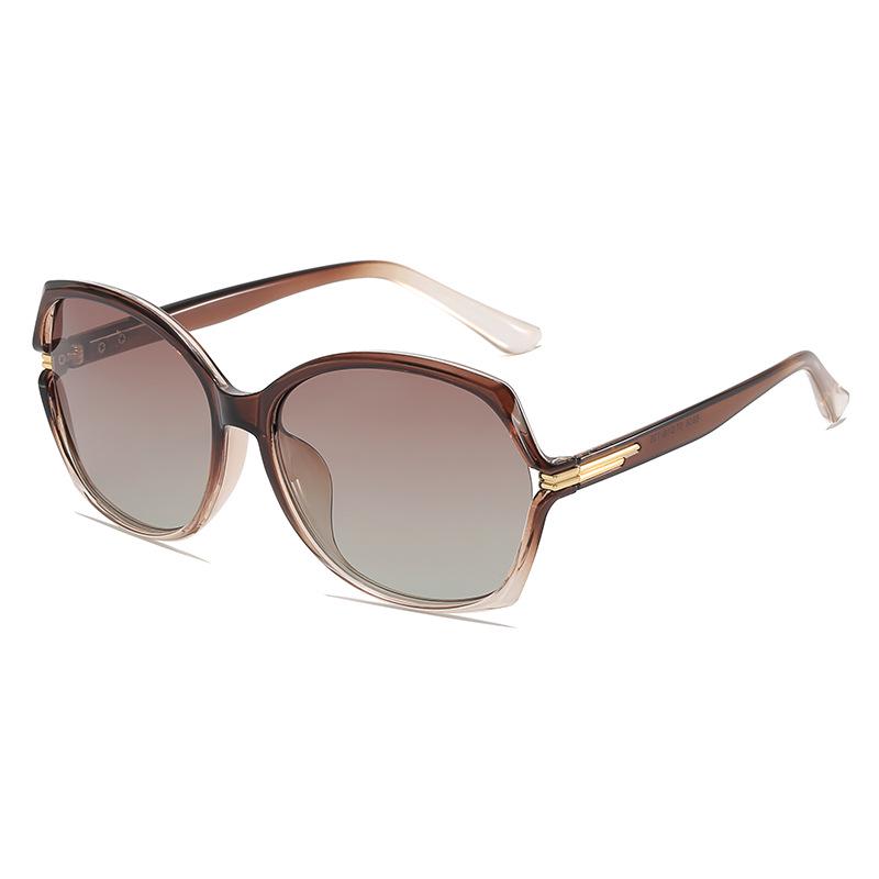 Elegant Oversized Polarized Sunglasses for Women - UV Protection, Retro Style, Face Slimming
