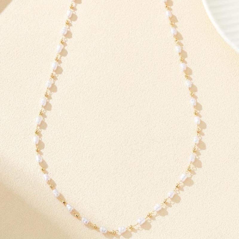 Pearl Necklace for Ladies French Retro Court Style Gold Plated Rustproof Alloy Jewelry for Wedding Bridal Wear