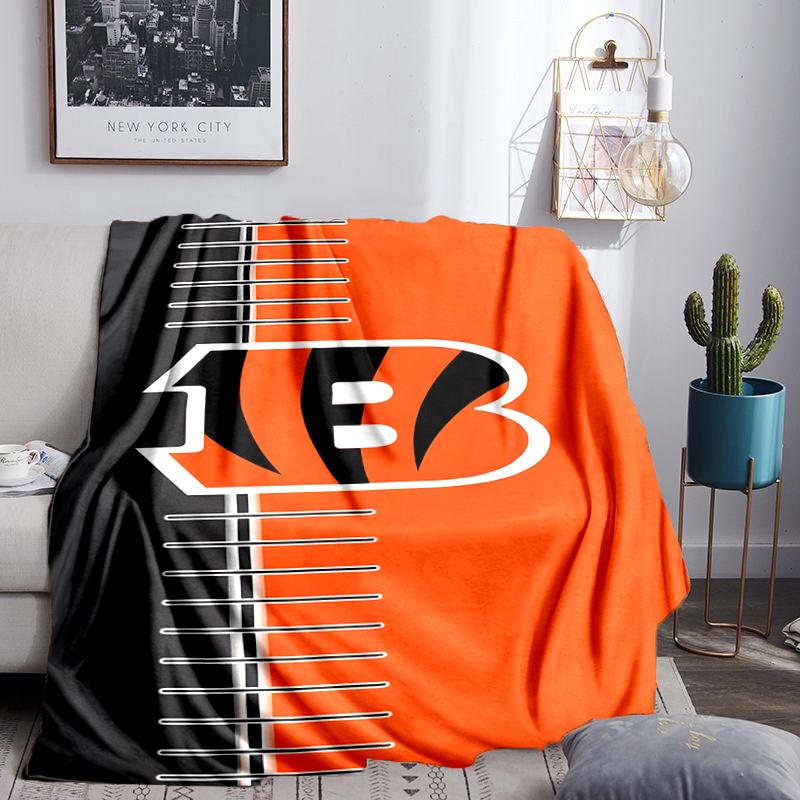 Cincinnati-Bengals Helmet Blanket Lightweight Flannel Bedding Blanket Perfect for Travel, Camping, Living Rooms, Offices, Sofas, Fan Christmas Gift