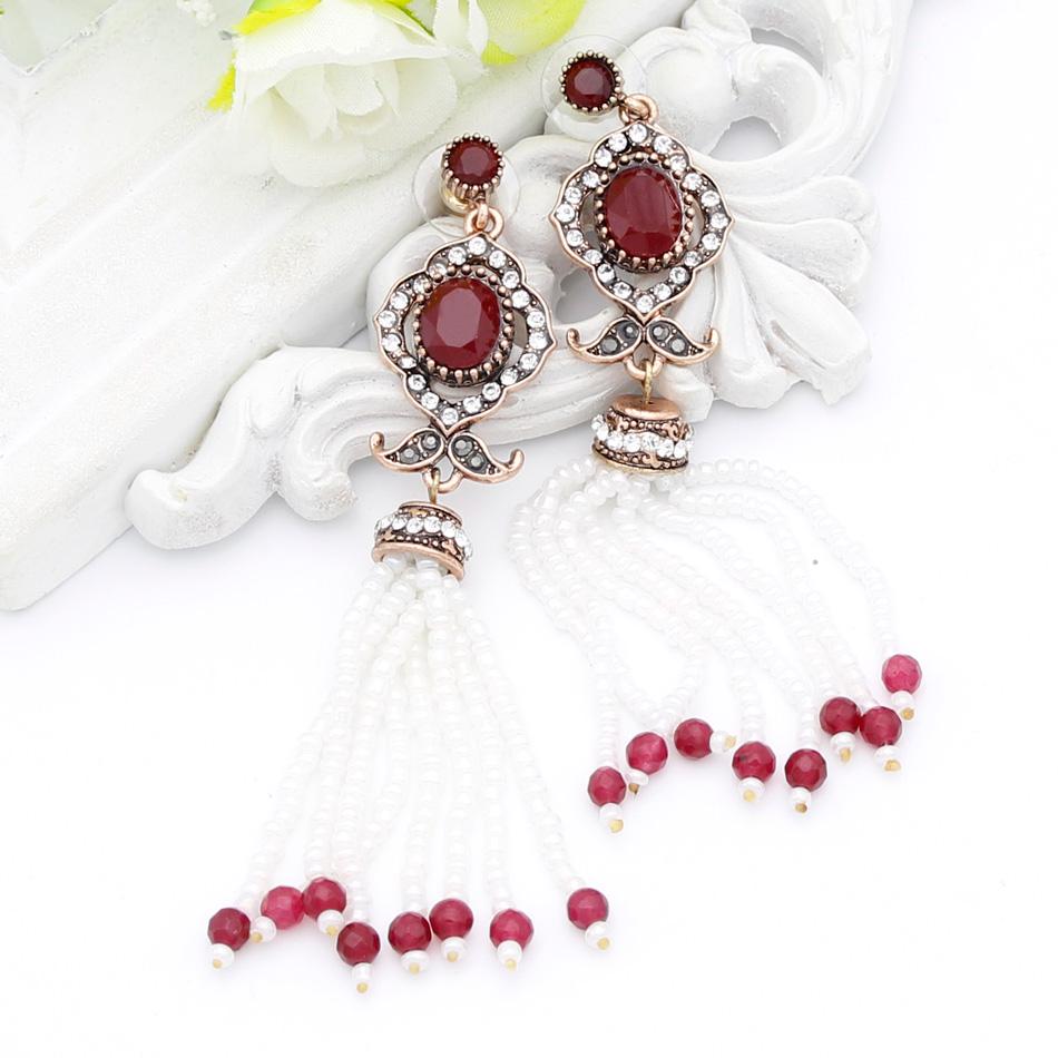 Elegante antike goldfarbene Damen-Perlenschmuck-Sets, lange Perlenohrringe, Harzkette, Brautbijoux