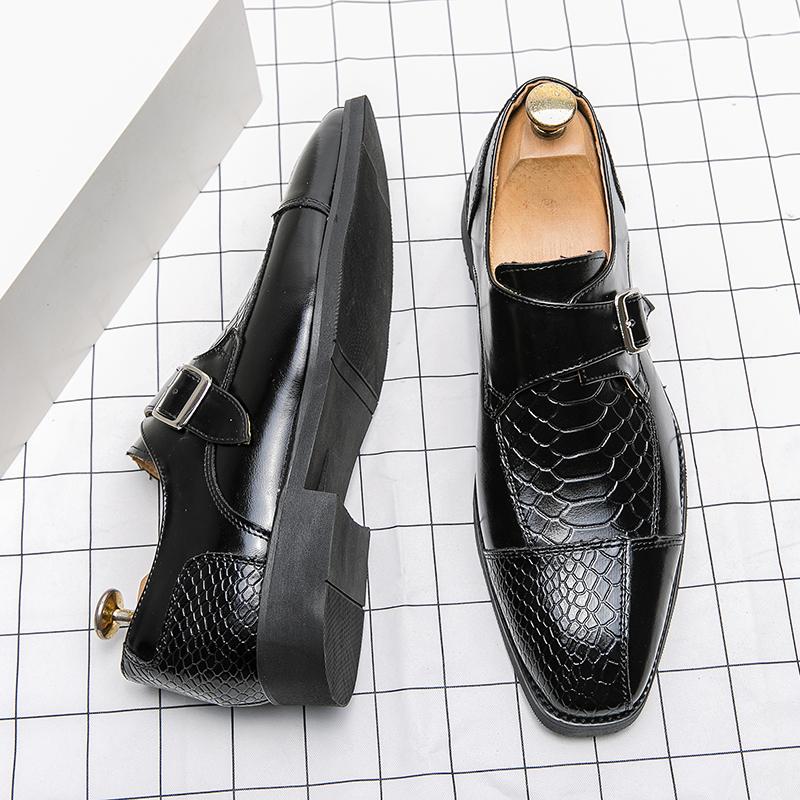 Mode Leder Designer Marke Mönche Schlange Luxus Herren Casual Büro Geschäftsmann Slipper Herren Mokassins Fahren Hochzeitskleid Männerschuhe