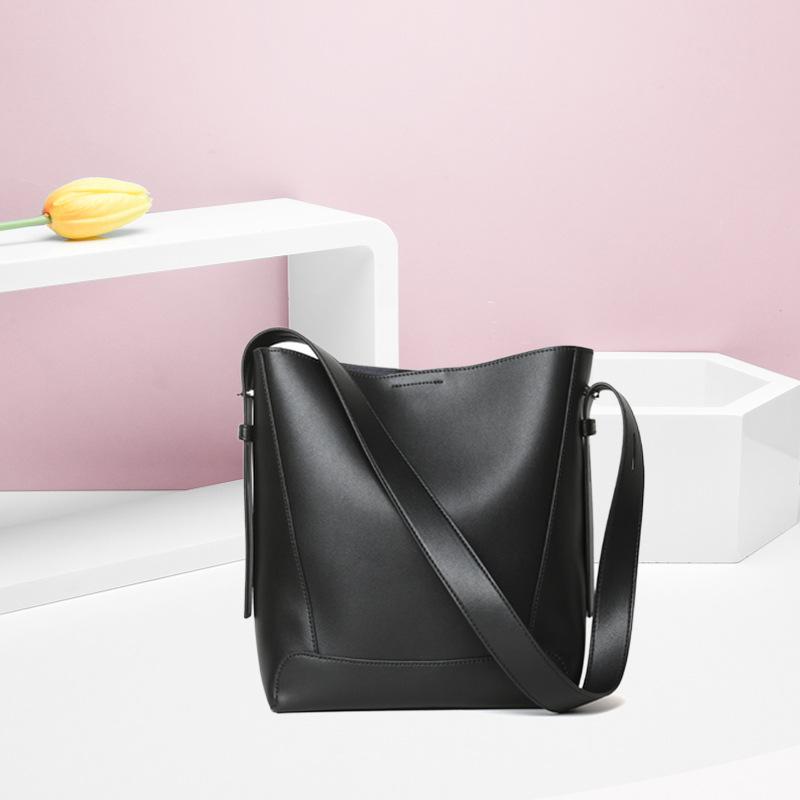 Modieuze Eenvoudige en Veelzijdige Emmer Tas voor Dames Eén Schouder Crossbody Pendelen Grote Capaciteit Leer Dames Tas