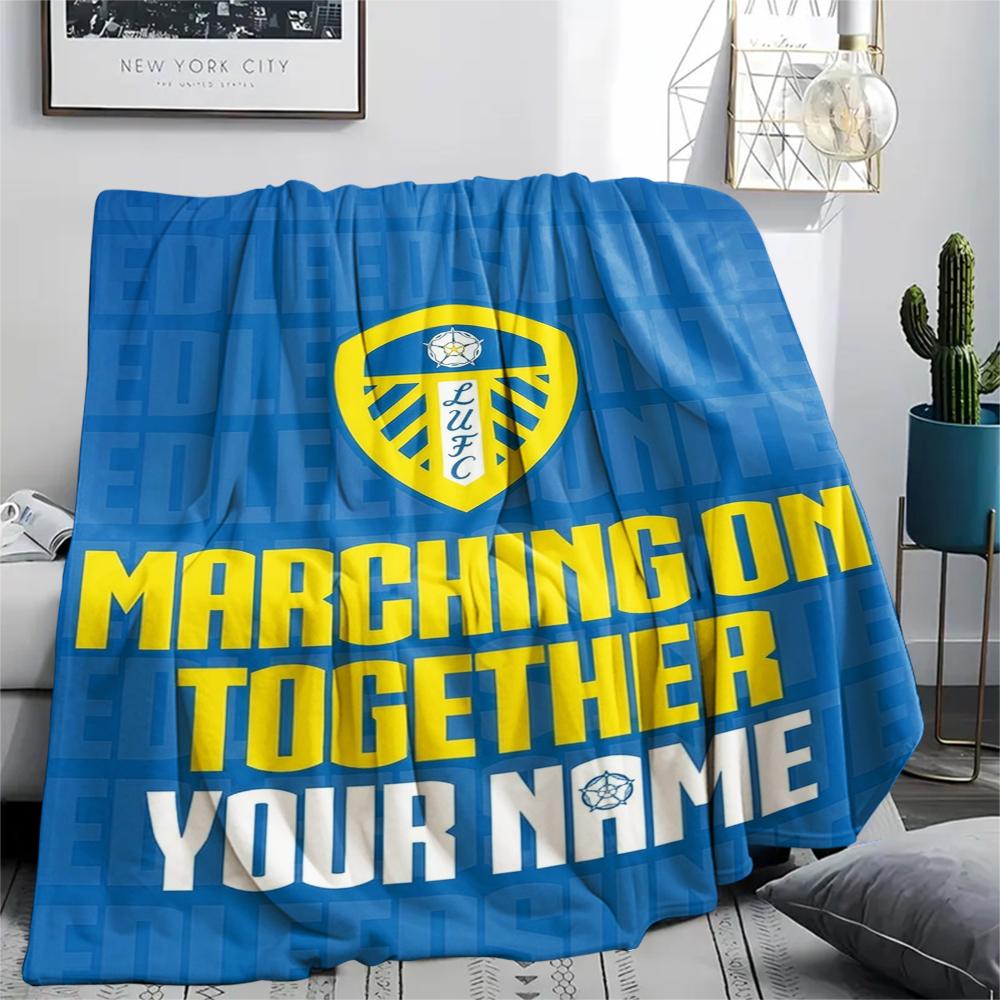 1 pièce Couverture Flanelle Personnalisée Nom Motif Leeds United Convient à Toutes les Saisons pour Décoration Intérieure Chaleur et Confort Cadeaux Cadeau de Fête_xia