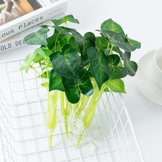 Simulazione utile Pianta verde Nessuna necessità di irrigazione Facile da mantenere Decorativa