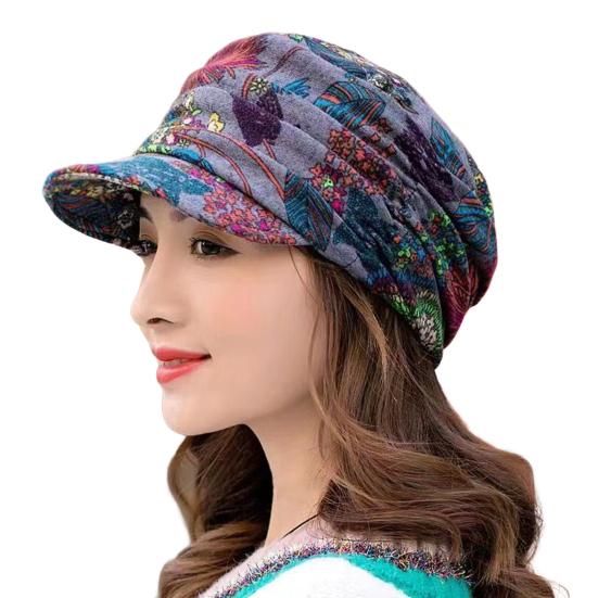 Winddichte, dicke Damen-Herbst- und Wintermütze im modischen Ethno-Stil mit Blumendruck