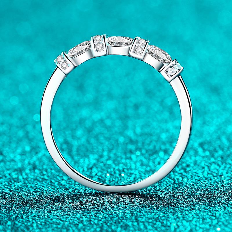 Yin Baichuan D-Shaped S925 Sterling Silver Moissanite Ring for Women - Versatile, Exquisite, Perfect Gift
