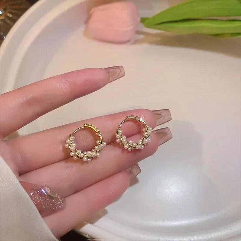 French Imitation Pearl Hoop Earring Small Round Temperament Circel Earrings For Women Minimalist Jewelry Elegant Gift