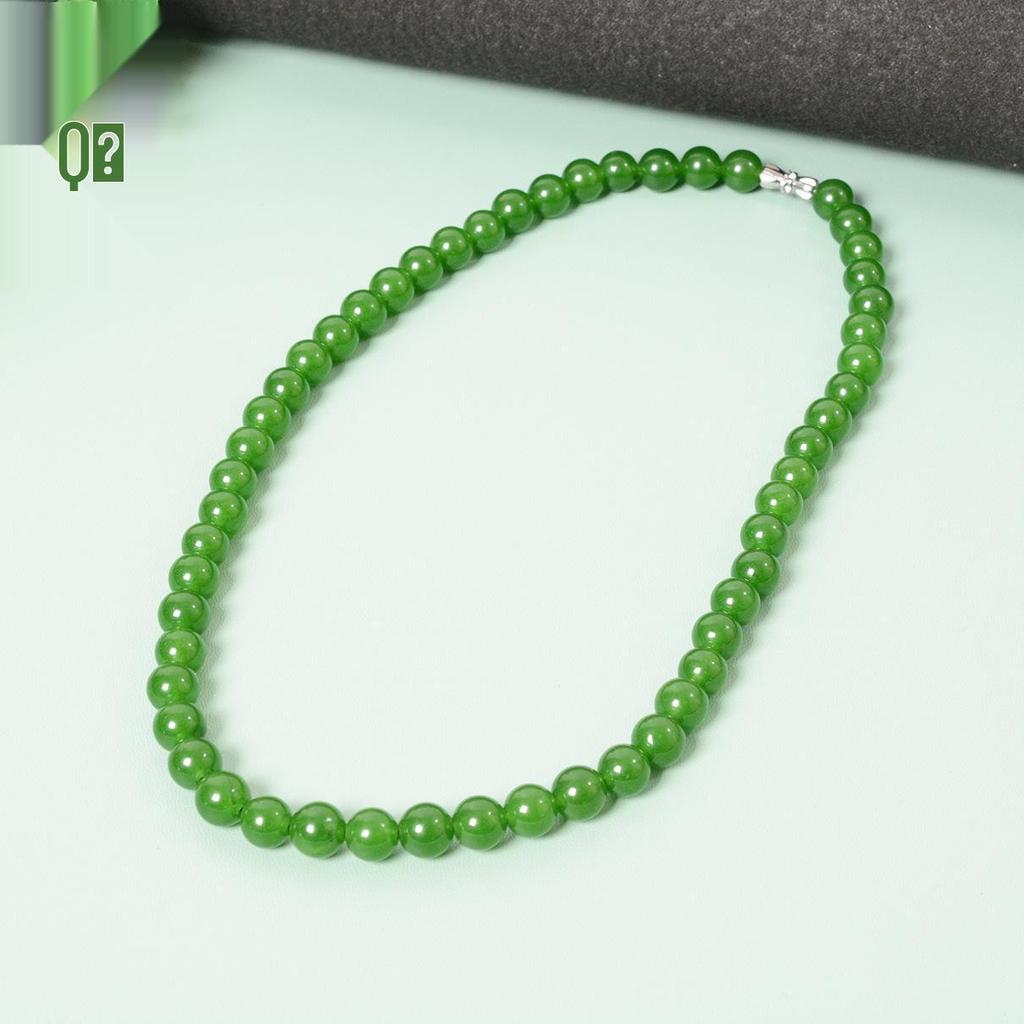 Ketting met kralen van spinaziegroene kwartsiet en Taiwanese jade