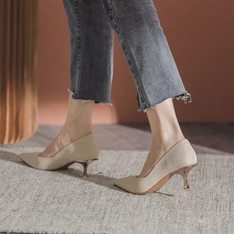 Fairy Style Temperament Shallow Mouth Pointed Head Middle Heel Single Shoes Women's Spring and Summer 2025 New French High Heels Women's Stiletto
