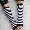Gotisk Lolita Anime Mjuka Stickade Handskar JK Flickor Vantar Ärmslut Mode Solskydd Manschett Fingerlösa Armvärmare