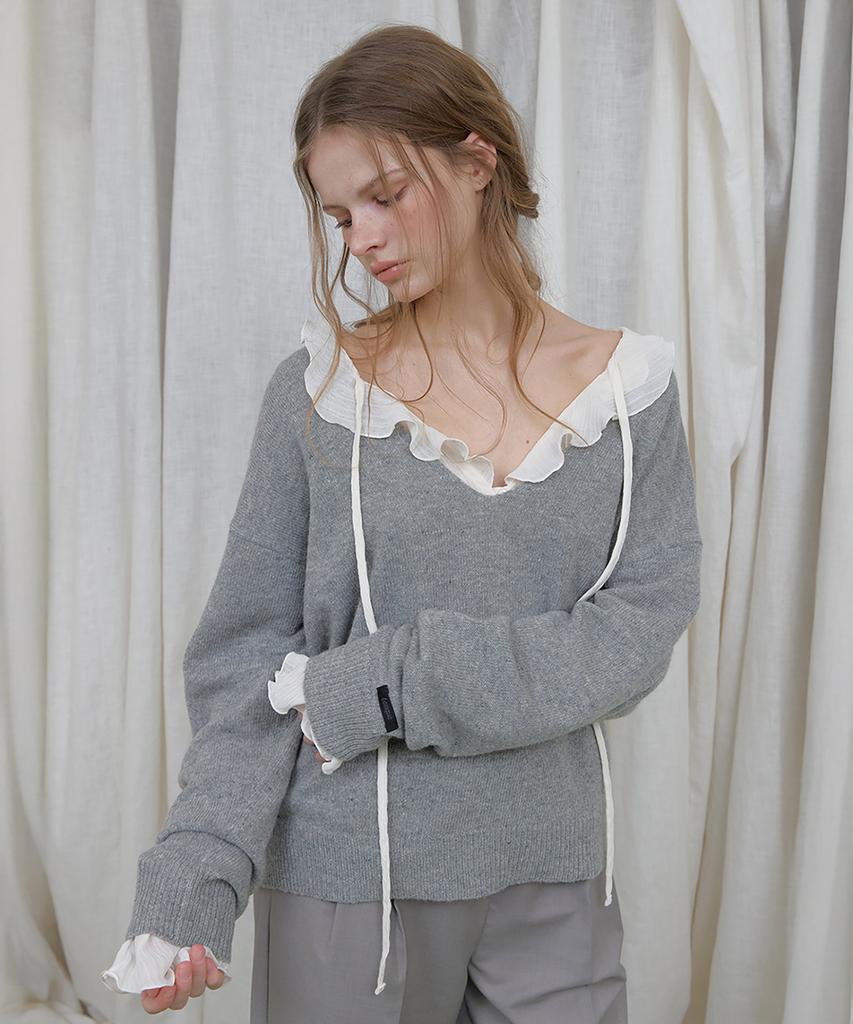Lonkeu Wool Deep V-Neck Button Pullover Knit (Gray)
