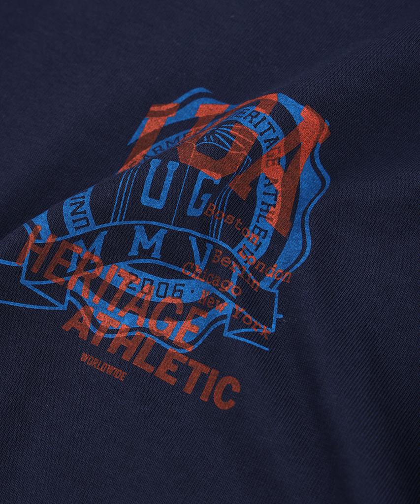 Yunibeoseugameonteu Ug Retro Two-Tone Emblem T-Shirt_Navy