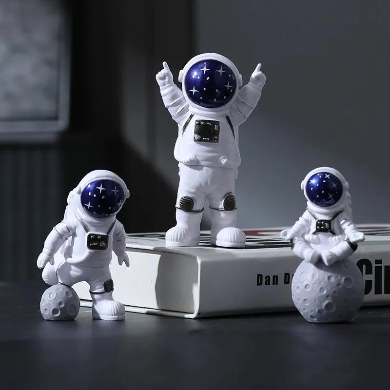 3PCS Astronaut Figure Statue Figurine Spaceman Sculpture Educational Toys Desktop Home Decoration Astronaut Model For Kids Gifts