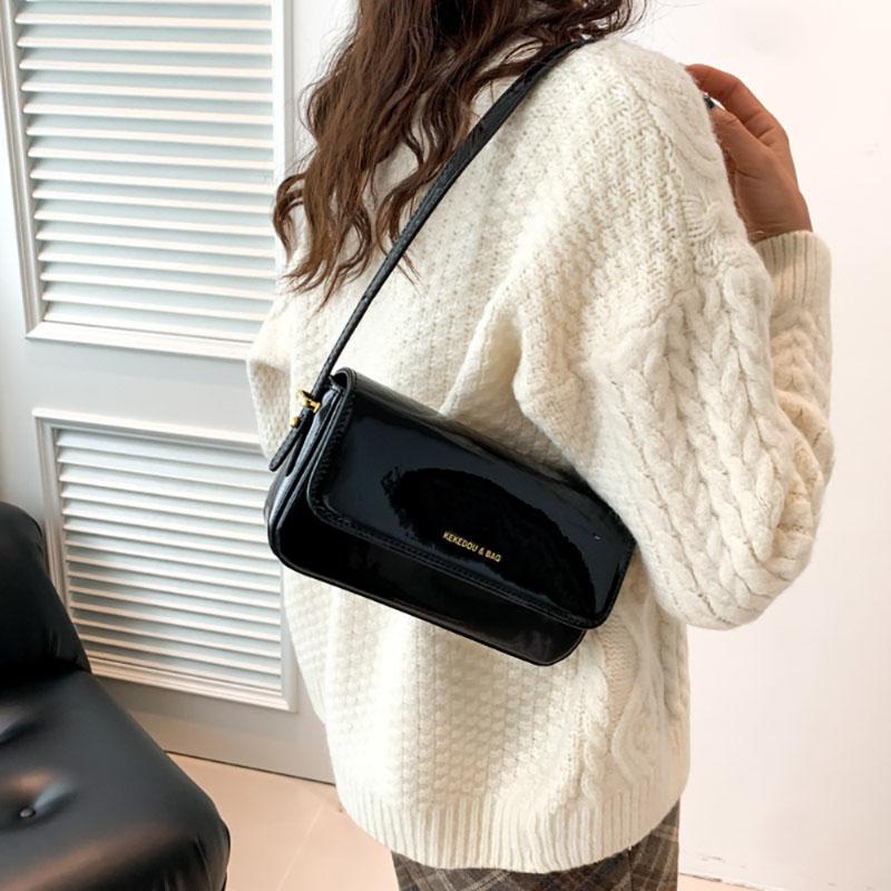 Glossy Patent Leather Fashion Underarm Bag Simple Light Luxury Texture Crossbody Bag Women's New Commuter Small Square Bag