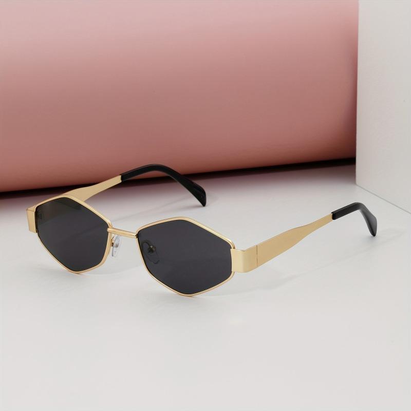 4 Pair of Women's Metal Stylish Eyeglasses Durable Men's Classical Vintage Trendy Eyeglasses Durable Durable Summer Must-have
