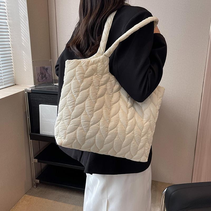 Large Capacity Soft Underarm Shoulder Bag for Women Spring Trend Fashion Design Cloth Handbags Female Travel Shopper Tote Bags