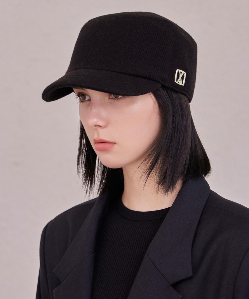 Bajal Va Square Studded Wool Bellboy Cap Black