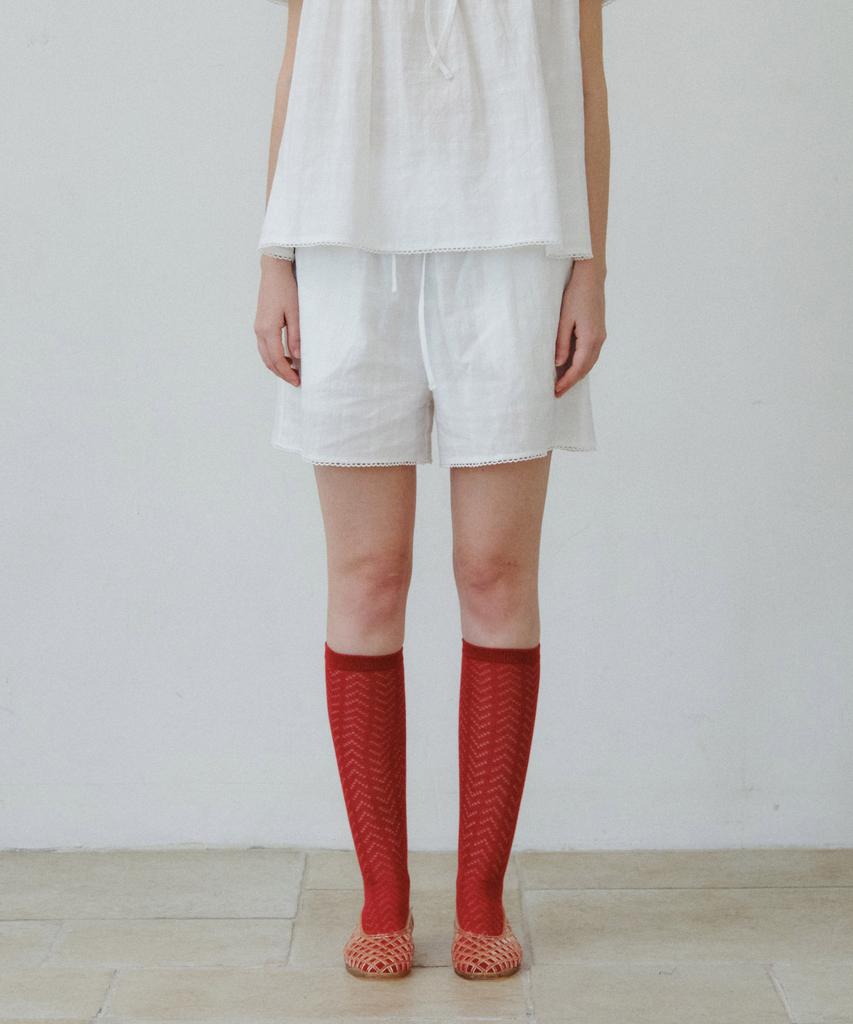 MAIS Lace Trimming Banding Shorts / White