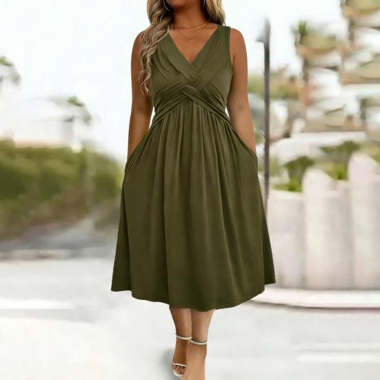 Women Sleeveless Dress Summer Pleated V Neck Midi Dress Breathable Casual Swing Hem Above Ankle A-Line Dress with Pockets