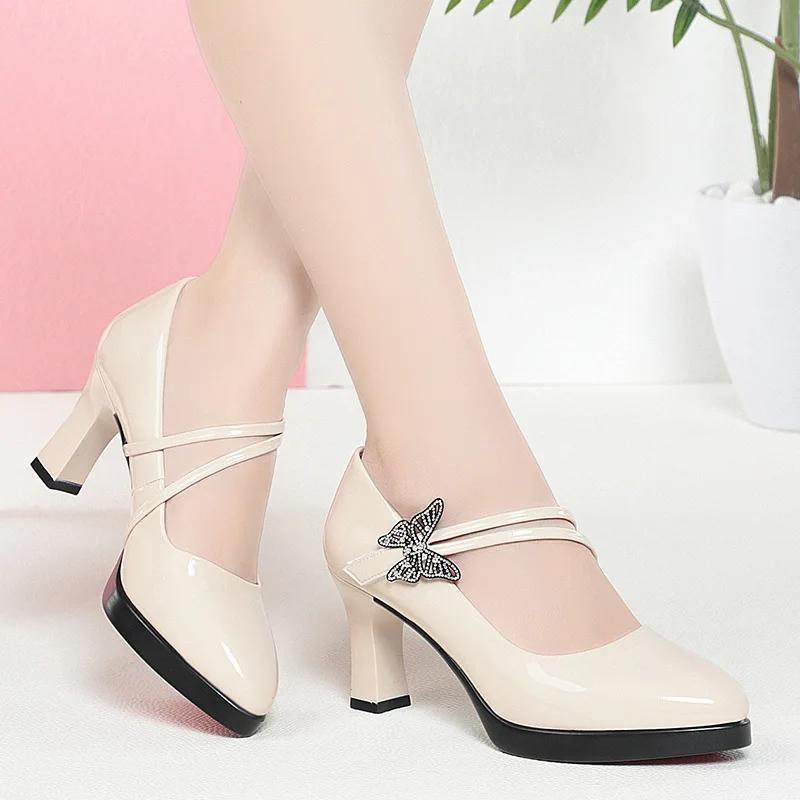 Fashion 2024 New Fashion Platform High Heels Women Round Toe Black Pu Leather Square Heel Pumps for Party Dress Lady Shoes