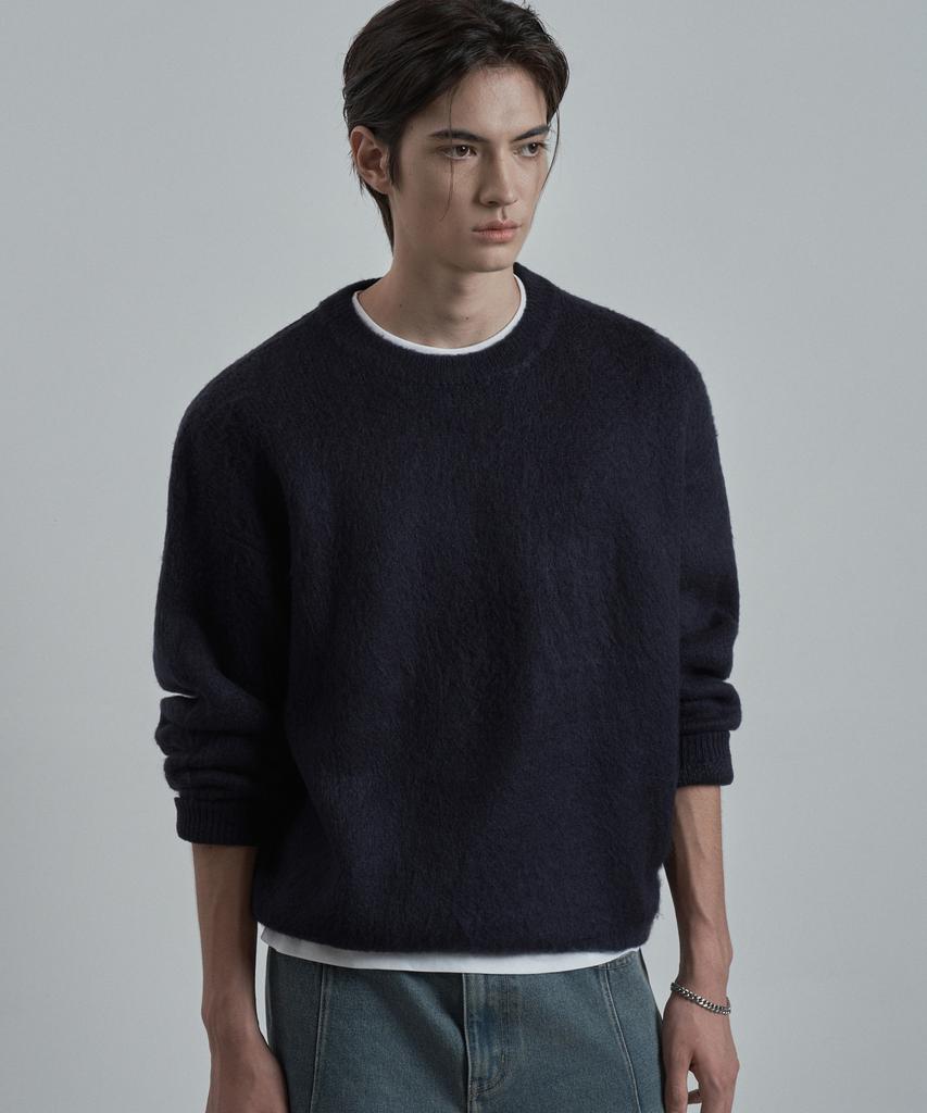 WORK ON BODY OFF Lanugo Semi-Overfit Brushed Round Neck Knit [Navy]