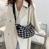 Trendy Soft Box-shaped Mini Shoulder Bag With Zipper Closure For Everyday Use