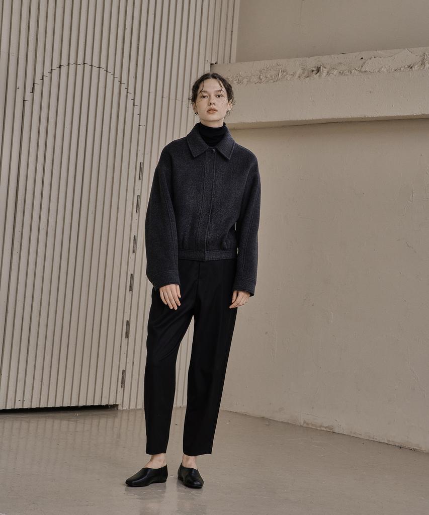 Kkeulle Tuck Twill Pants_Black
