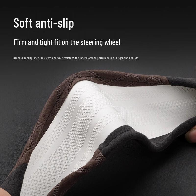 Compatible with 14th Gen Sylphy Classic Yuexiang Steering Wheel Cover - Winter Flocking Velvet Non-slip, Slim Design for Women