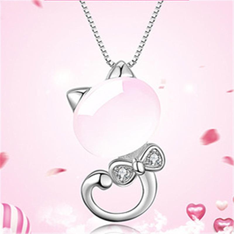 Korean version of fashion necklace female kitten pendant pink crystal pendant female natural hibiscus stone pendant jewelry