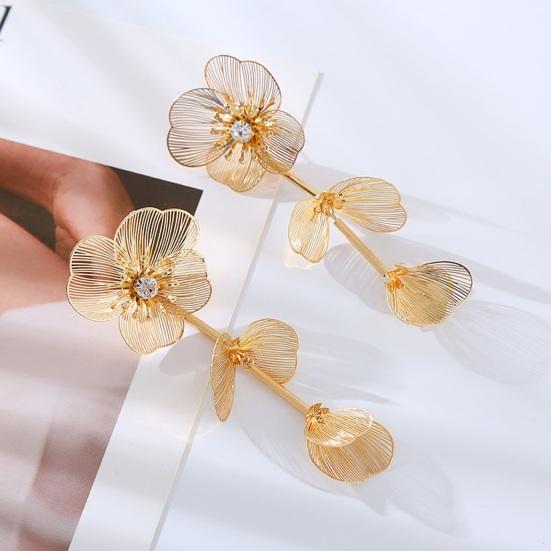 1 Pair Women Hanging Petal Polished Flower Shape Rhinestone Ear Decor Electroplated Ear