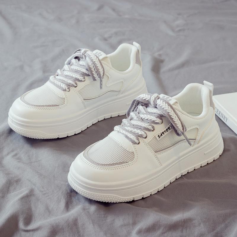 Spring and Summer Mesh Breathable Women's Shoes New Student Versatile Sports Shoes Board Shoes