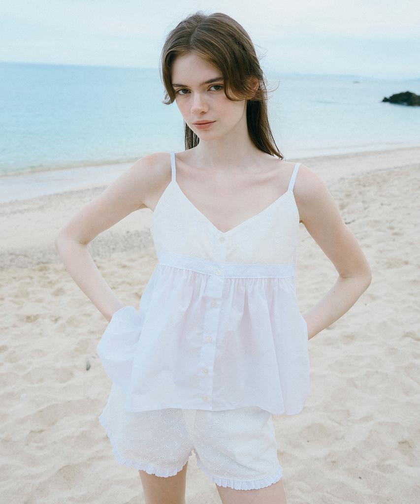 LETTER FROM MOON Cine Punching Lace Blouse (White)