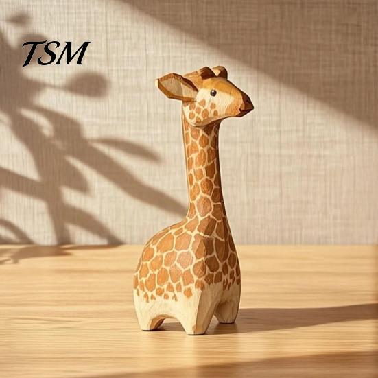 Creative Birthday Gifts for Kids Wooden Giraffe Figurine, Cute Cartoon Ornament, Minimalist Animal Natural Style Ornaments Statue, Hand-Painted Decor