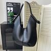 Classic European Retro Style Large Tote Bag With Magnetic Closure For Work And Casual