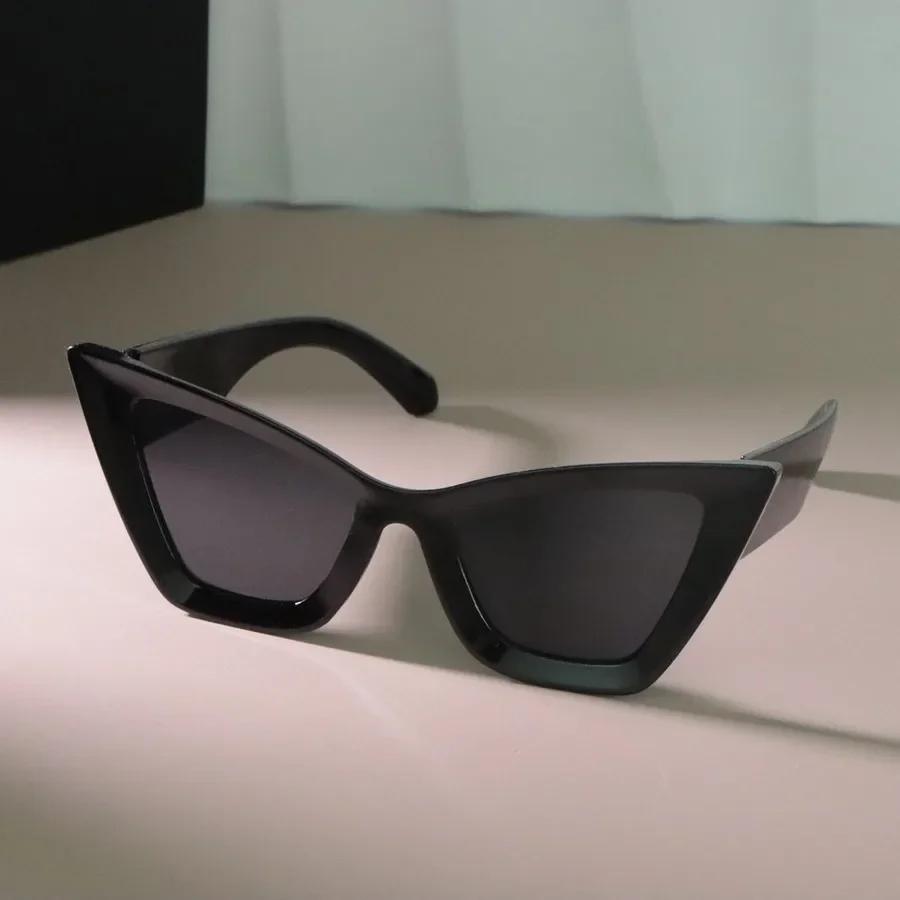 Stylish Cat Eye Sunglasses Women Men Vintage Brand Mirror Lens Simple Sun Glasses Female Male Cool Colors