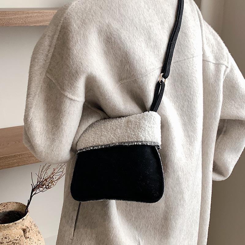 Pluche tas van lamswol voor dames 2024 nieuwe herfst- en wintermessenger bucket bag met grote capaciteit veelzijdige schoudertas