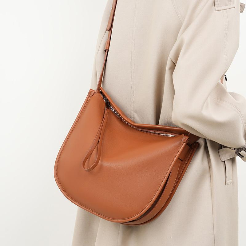 Lazy Style 2026 New Minimalist Comfortable Soft Leather Tote Bag Cowhide Commuting Large Capacity Single Shoulder Crossbody