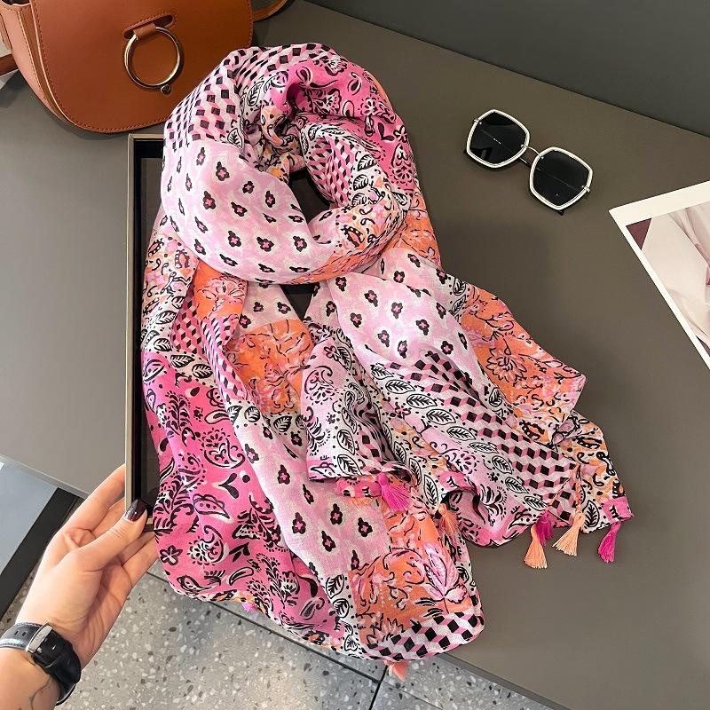 Autumn Viscose Cotton Scarf Aztec Paisley Floral Shawl Wraps Lady Thin Scarves Fashion Tassel Pashmina High Quality Foulard