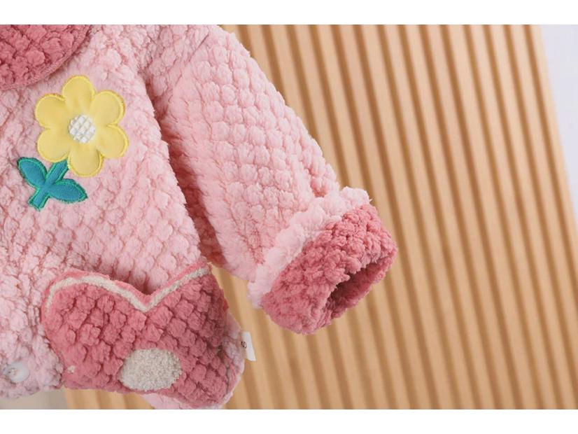 Cozy Flannel Winter Pajamas for Baby Girls - Warm & Plush Children's Sleepwear Set