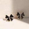 Retro black Xiaoxiangfeng stud earrings women's fashion elegance temperament high-end earrings bow love versatile earrings