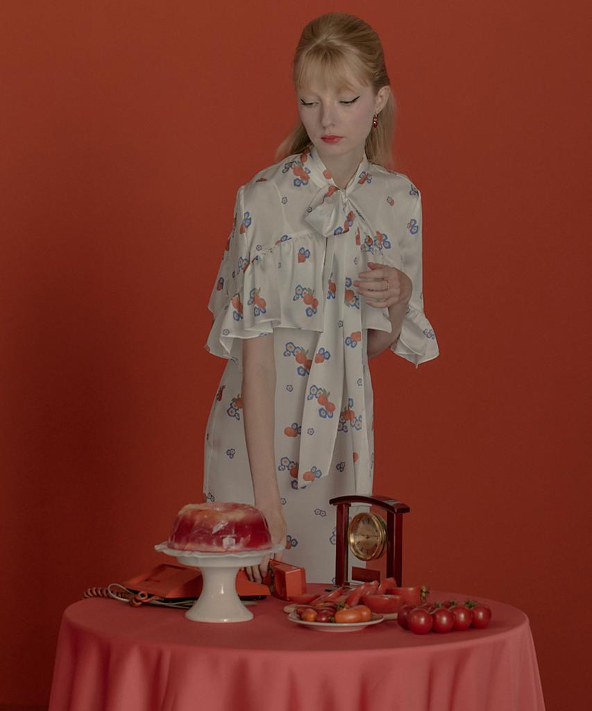 Aiseugadeuneiogongpal Fruit Print Slip Dress